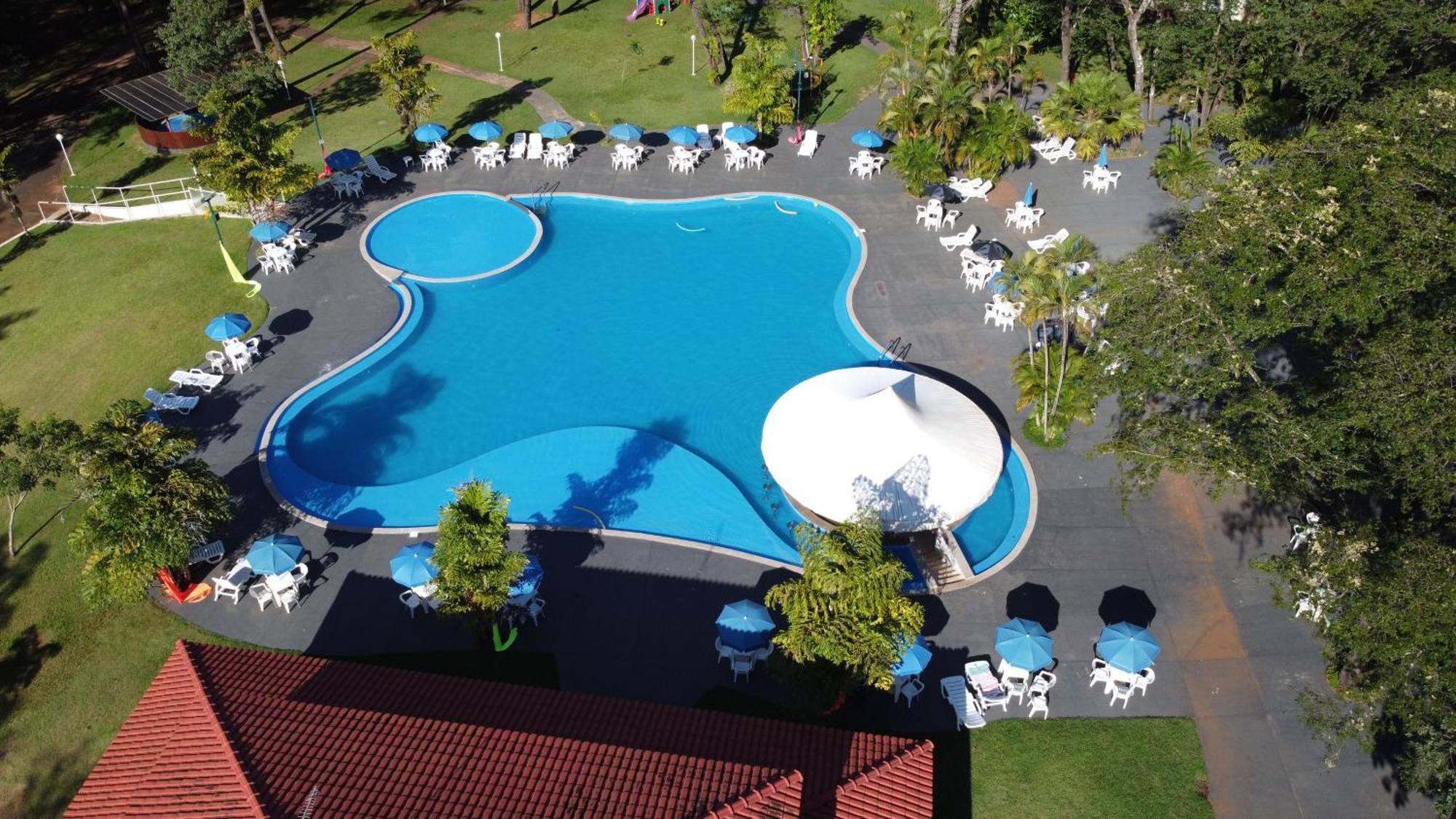 Hotel Água Das Araras Paraguacu Paulista Esterno foto