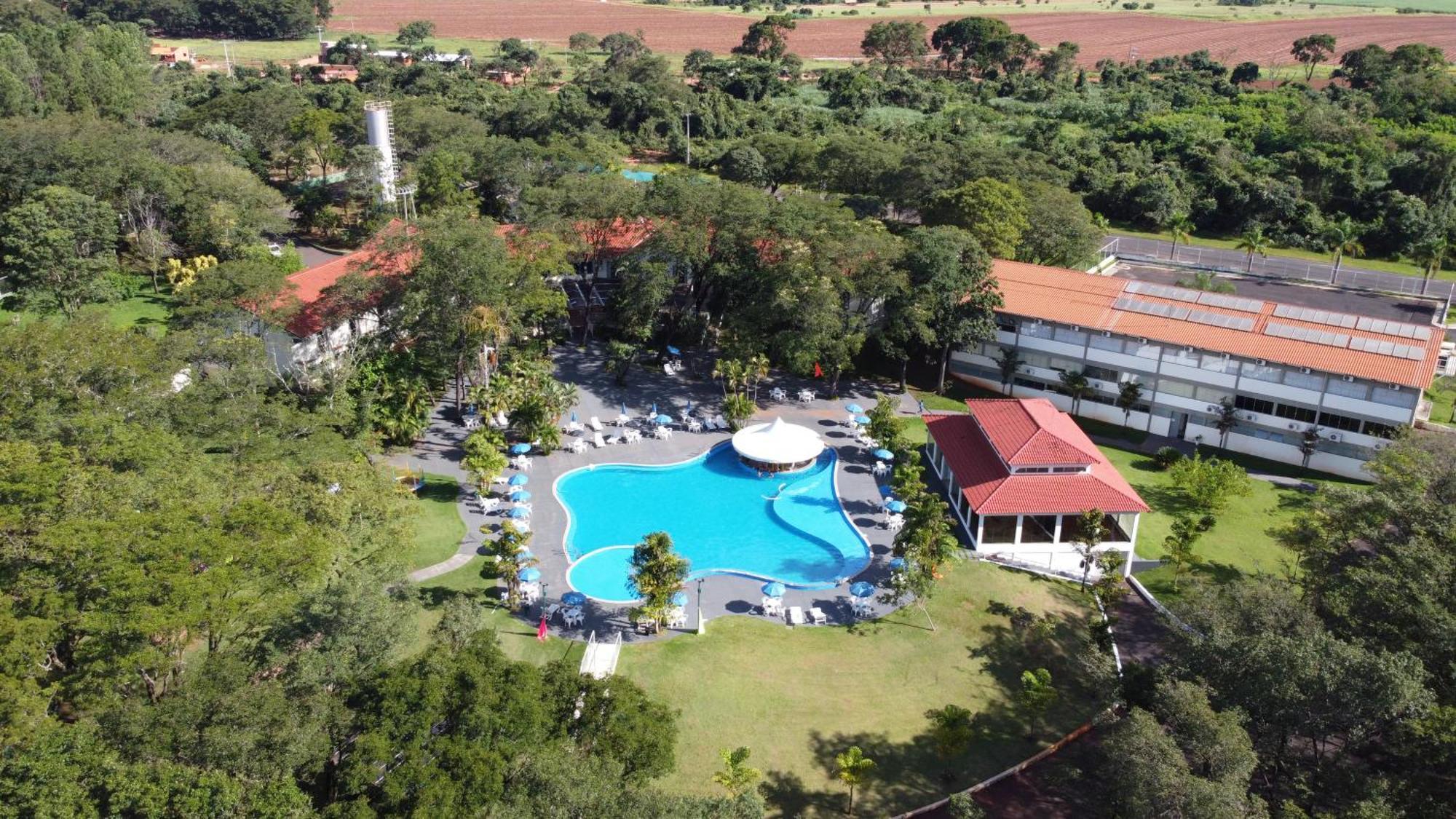 Hotel Água Das Araras Paraguacu Paulista Esterno foto